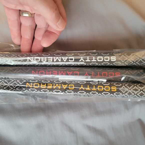 Scotty Cameron Golf Pistolina Putter Grips  with Black, Red, and Gold Accents - Picture 1 of 1